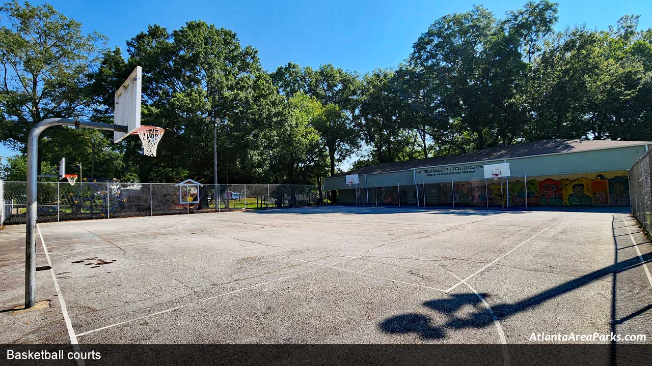 Four-Corners-Park-Fulton-Atlanta-Basketball-courts near me