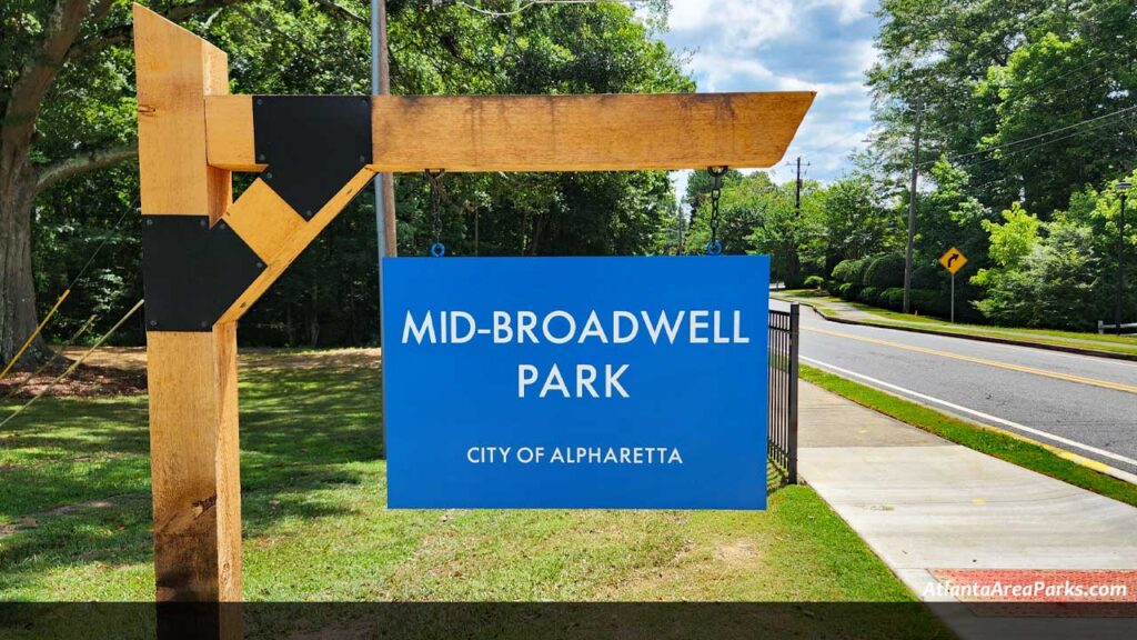 Mid-Broadwell-Park-Alpharetta-Fulton-Park-sign