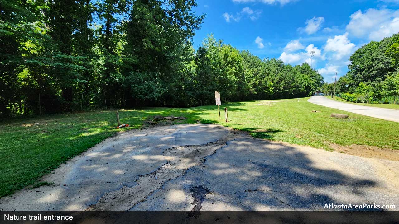 Standing-Peachtree-Park-Atlanta-Fulton-Nature-trail-near-me